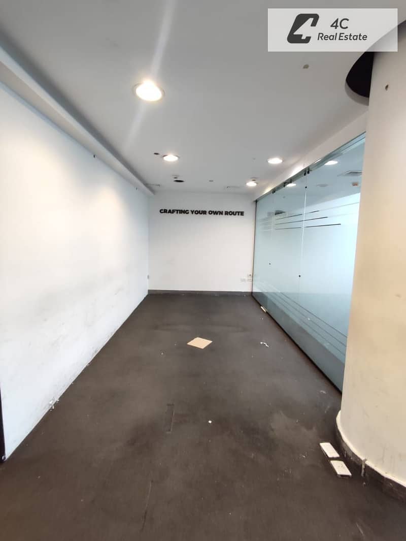 Administrative Office for Rent 141m Location on nobu Ultra Super Lux Finishing in Sodic East EDNC New Cairo near Hydepark - Widok 6