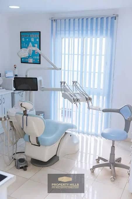 A clinic in a prominent location directly on the main street at Spectra Square and next to the Islamic Complex - Aanzicht 3