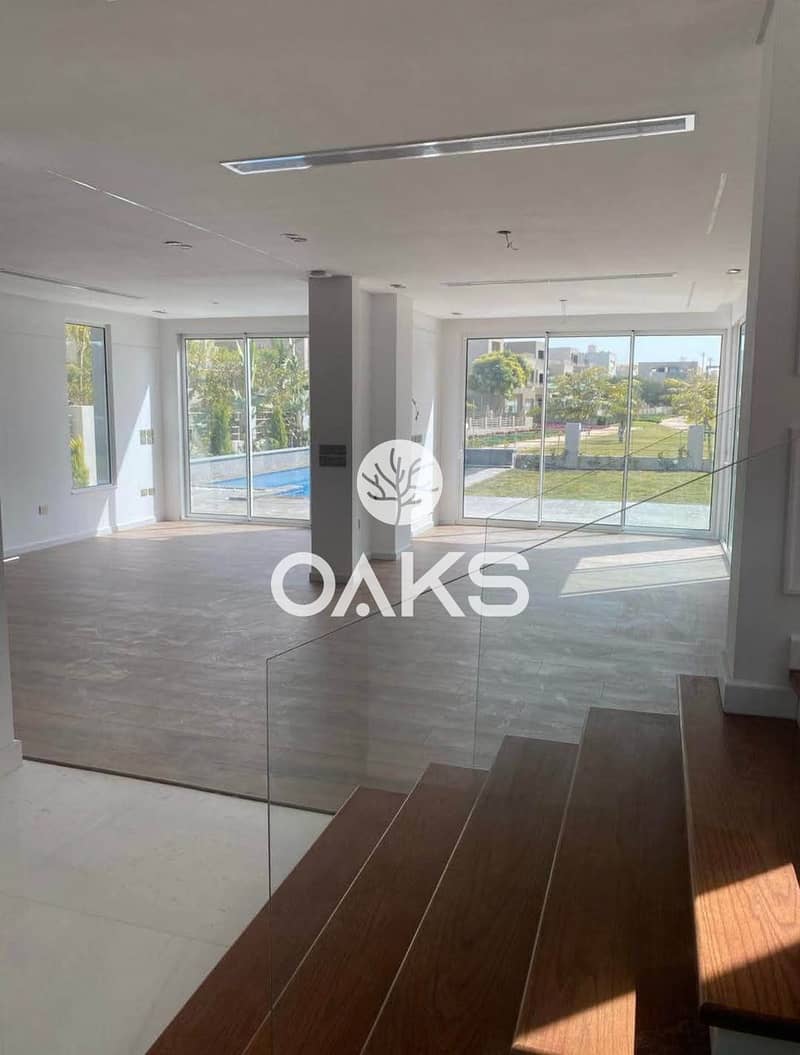 Villa for sale in installments over 12 years in a compound in Fifth Settlement at a special price for a limited time. - Widok 3