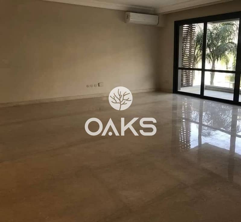 Villa for sale in installments over 12 years in a compound in Fifth Settlement at a special price for a limited time. - Widok 4