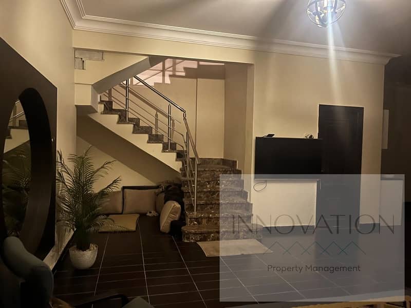 Duplex for sale Prime Location in El Yasmeen 7 5th Settlement with Garden minutes away from El Rehab, Waterway mall, AUC - Widok 3