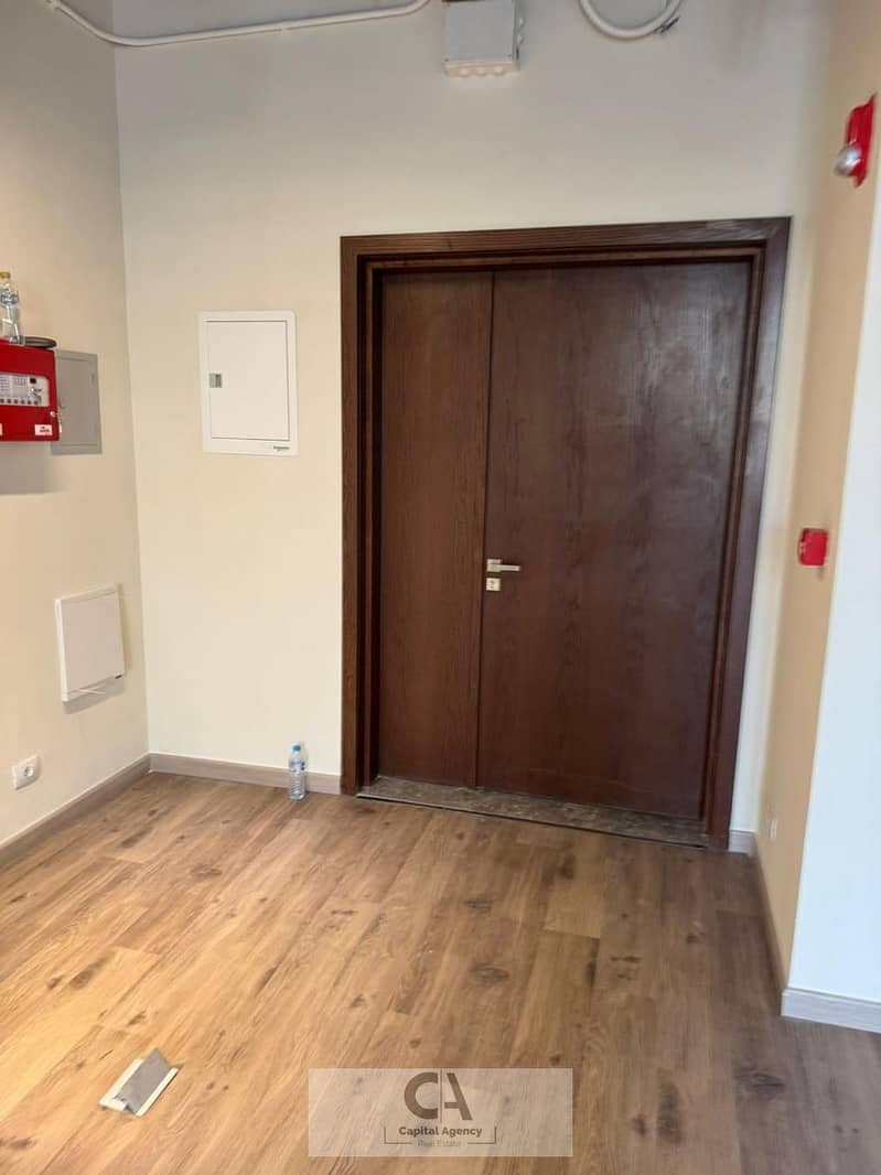 Clinic for rent, 78 sq m, in District 5 - finished with air conditioning - Fifth Settlement - Vista 4
