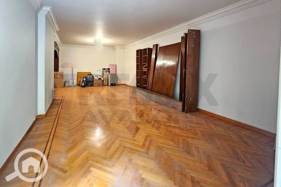 Apartment for sale 245 m Kafr Abdo (steps from Abu Qir Street) - Aanzicht 3