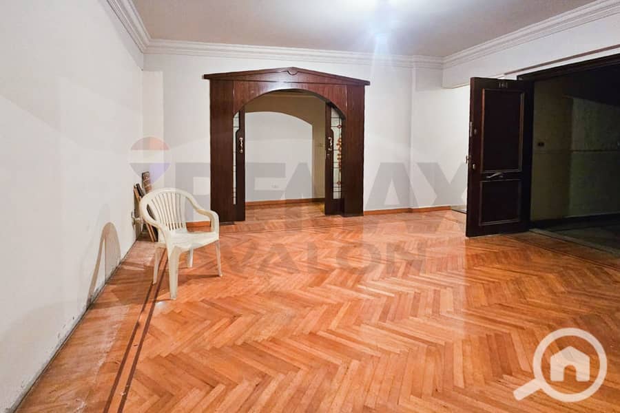 Apartment for sale 245 m Kafr Abdo (steps from Abu Qir Street) - Aanzicht 4