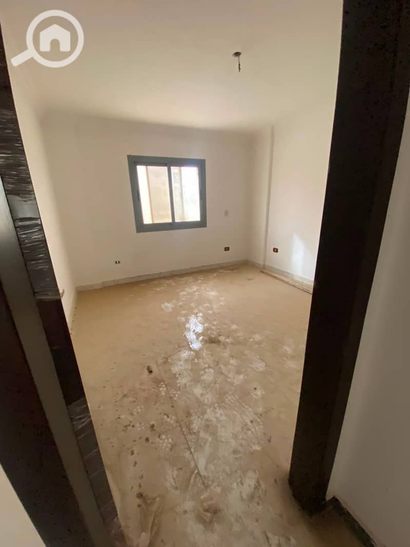 8 8be815a5-9e92-49dd-afca-aed106f54fda. jpg