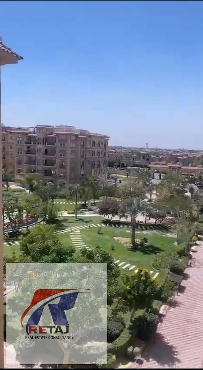 New apartment for rent in Hayati Residences, Fifth Settlement, with an area of 185 square meters + 100 square meters roof. – pohled 2
