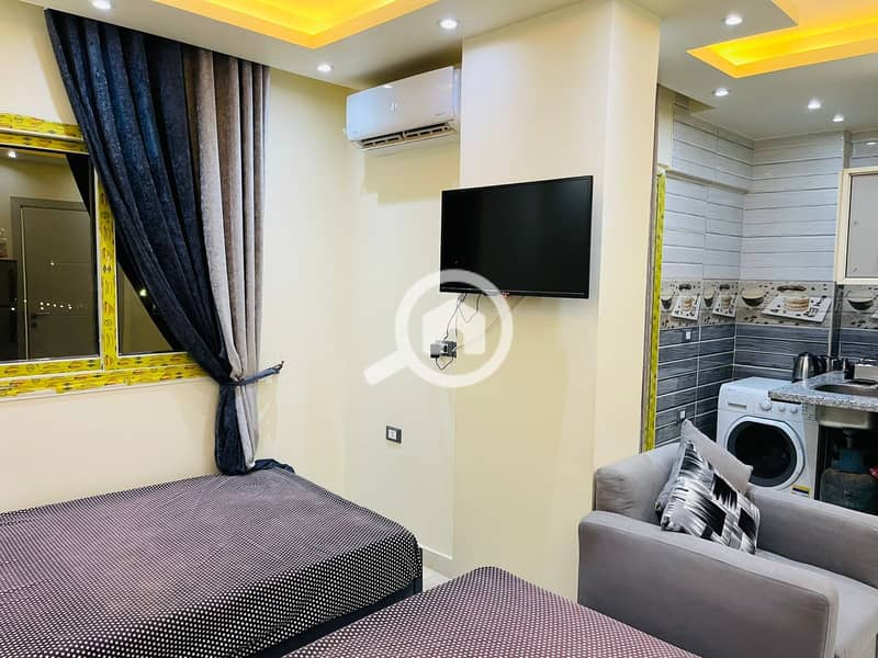 Studio for rent, double with a balcony, First Neighborhood, Third District, in front of Rich Pak - View 3