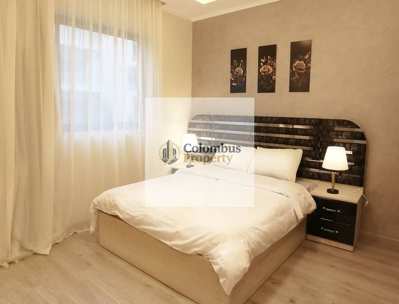 4 2c63cfd7-3cc6-4066-990d-cdda5cff0aa2. jpg
