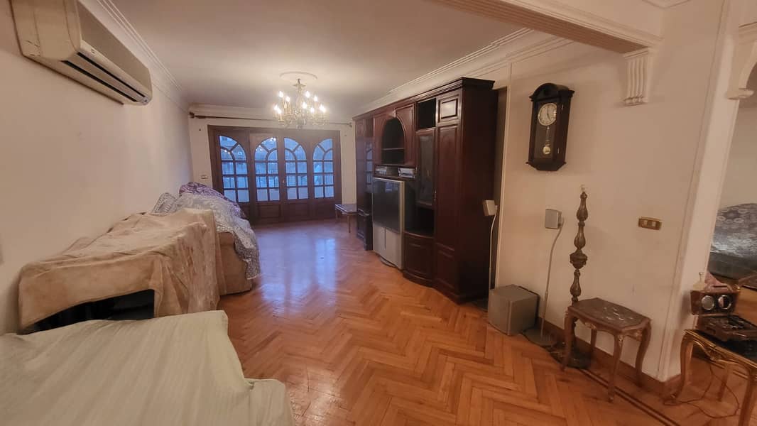 فرصة العمر، شقة بحرية ٢٤٥م للبيع بأرقى مناطق الإسكندرية (رشدي) – další