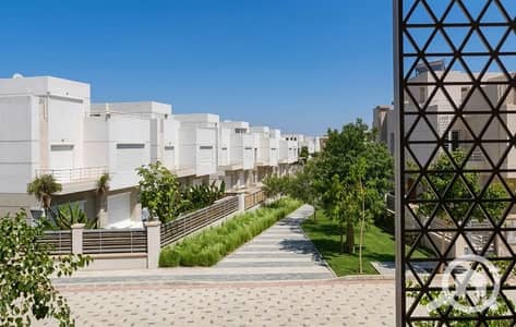 5 Bedroom Twin House for Sale in Sheikh Zayed, Giza - 691827237_952687907403078_5733095776924476375_n. jpg 5 Bedroom Twin House for Sale in Sheikh Zayed, Giza - 691827237_952687907403078_5733095776924476375_n. jpg