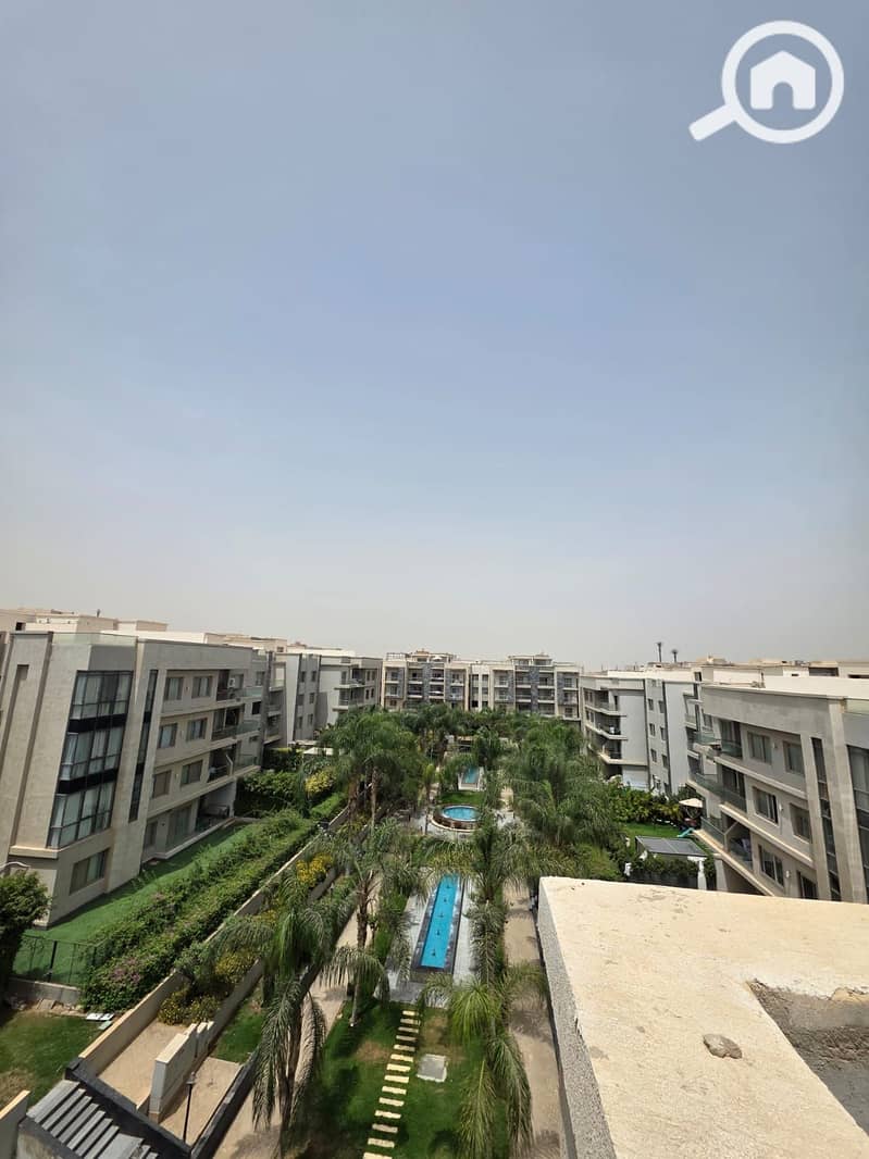 Amanzing price Penthouse for Sale – Galleria Moon Valley Compound – Ready to Move – 230 SQM + 128 SQM Roof with Pool - Więcej