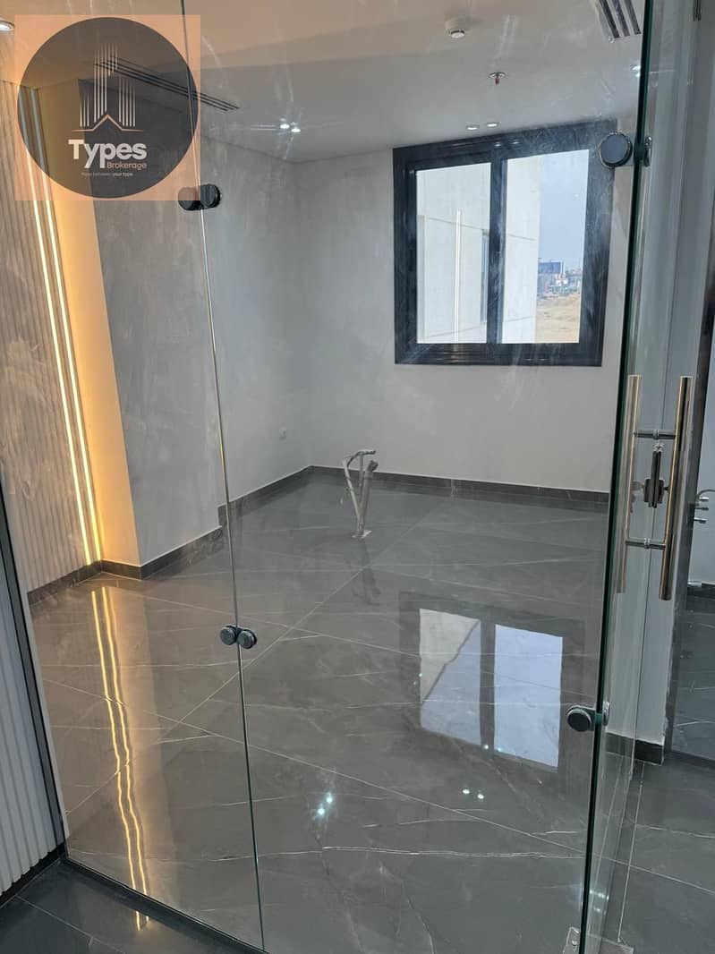 For sale: Resale, immediate occupancy, ultra-super-luxurious, fully air-conditioned medical center, 118 square meters, high rental yield, prime locati – další