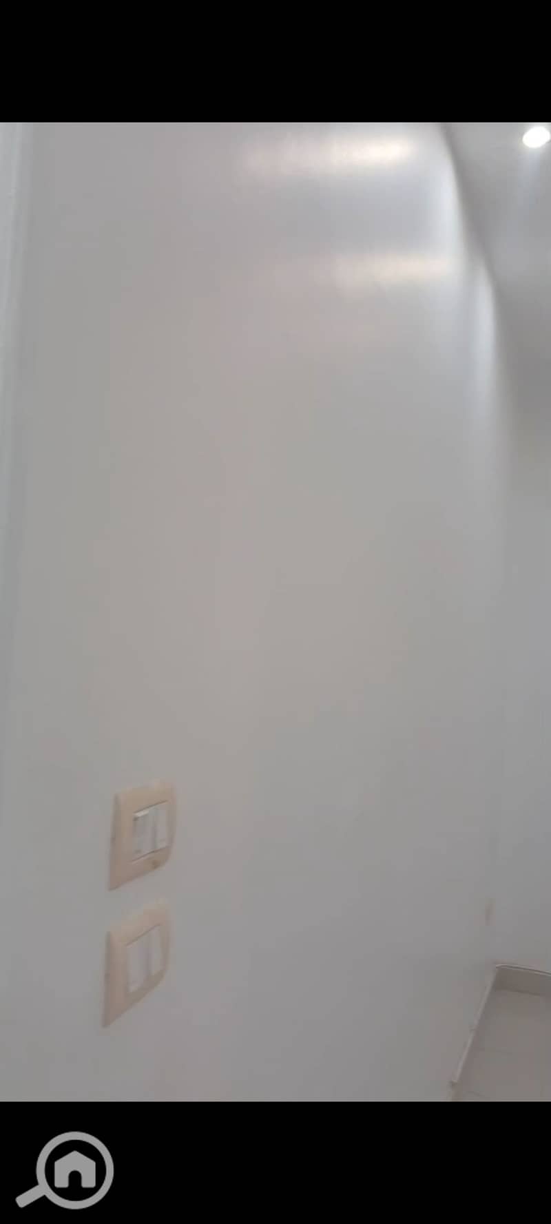 9 1000607582. png