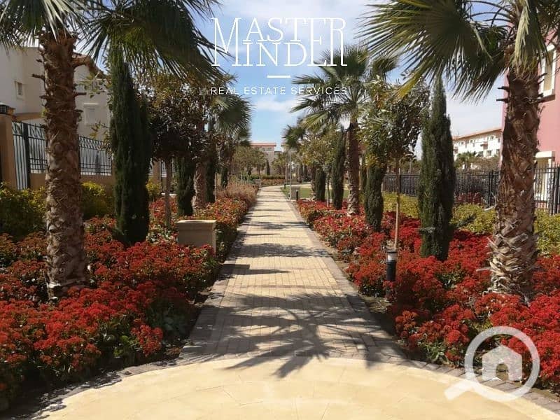 Ready to move Apartment for sale with installments till 2030 in Hyde Park- New Cairo - Ansicht 3