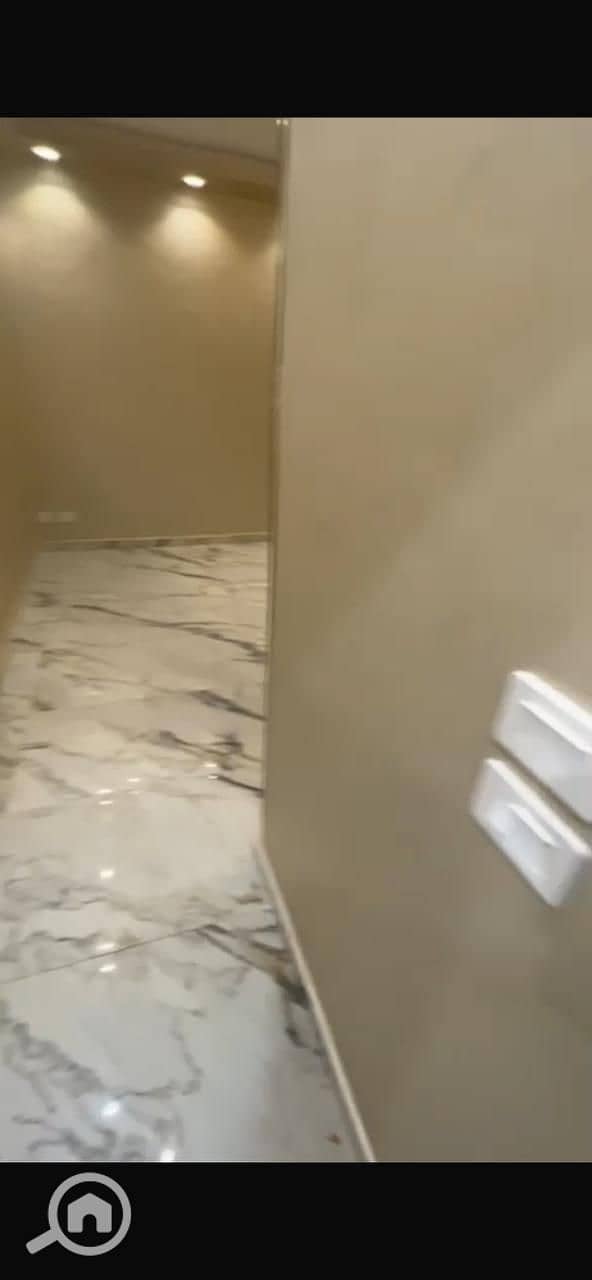 9 268645. jpg
