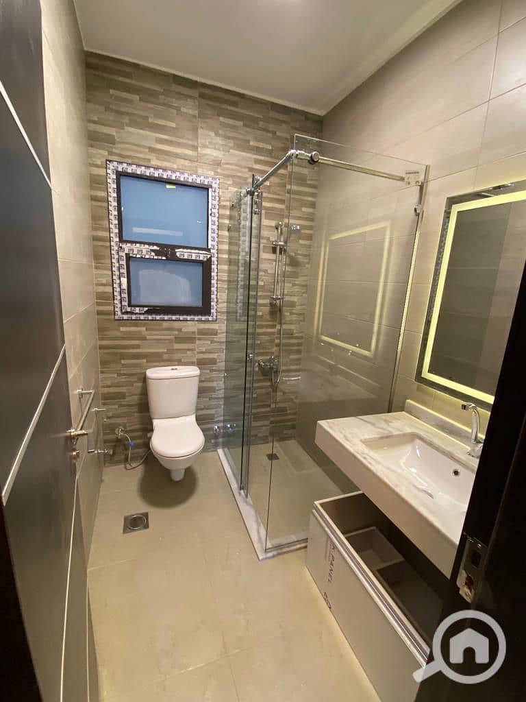 Under market Price modern finished Apartment in westown Sodic - Ansicht 5