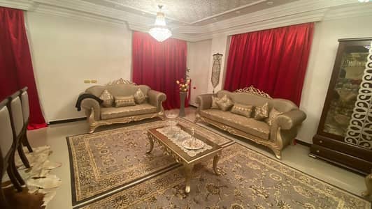 فلیٹ 3 غرف نوم للبيع في المقطم، القاهرة - شقه لليع في المقطم الهضبه الوسطي بجوار جامعه صيدله Mti