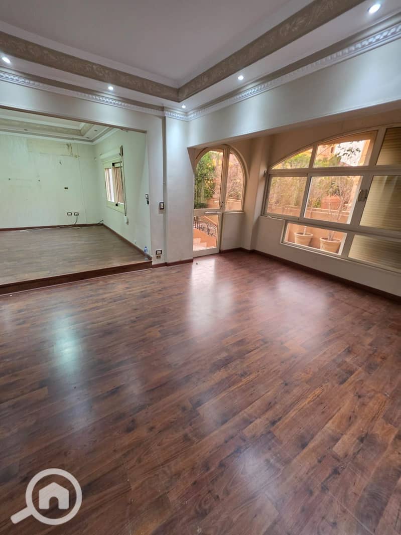 Ground floor apartment of 160 meters with a 130-meter garden, ultra super luxe in Al Khamael compound in Sheikh Zayed, two minutes to Palm Hills. – pohled 3