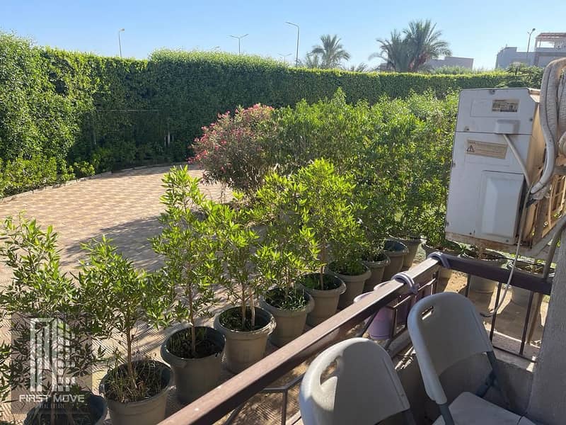Villa with 4 bedrooms for sale in Sarai in Mostakbal City, next to Madinaty, with installment plans over 12 years and a down payment starting from only 5%, with cash discounts reaching 50% in the new phase. - Widok 4