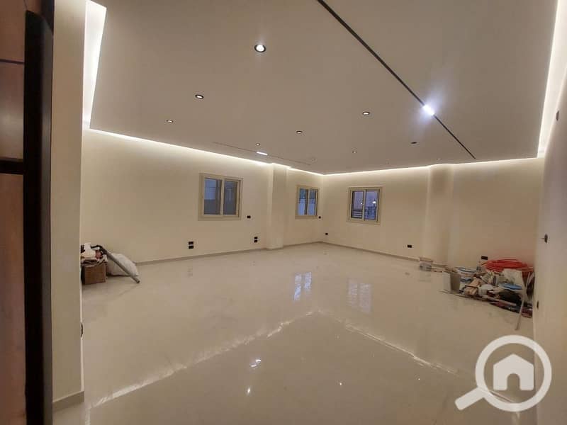 Exclusive apartment for first occupancy in Al-Nargis with hotel finishing - Więcej