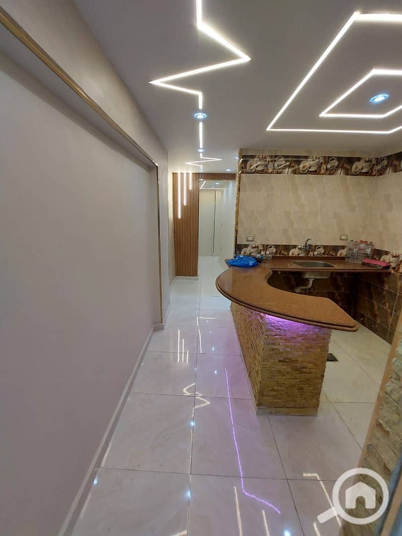 Apartment for sale with two bedrooms and a large reception area in Al-Mandara Bahri, Gamal Abdel Nasser, close to the sea. - Widok 4