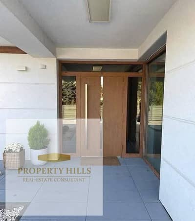 3 Bedroom Townhouse for Sale in New Cairo, Cairo - a5ca6b5b-27f7-43f3-a873-5a7fd48400c4-1_all_1238. jpg