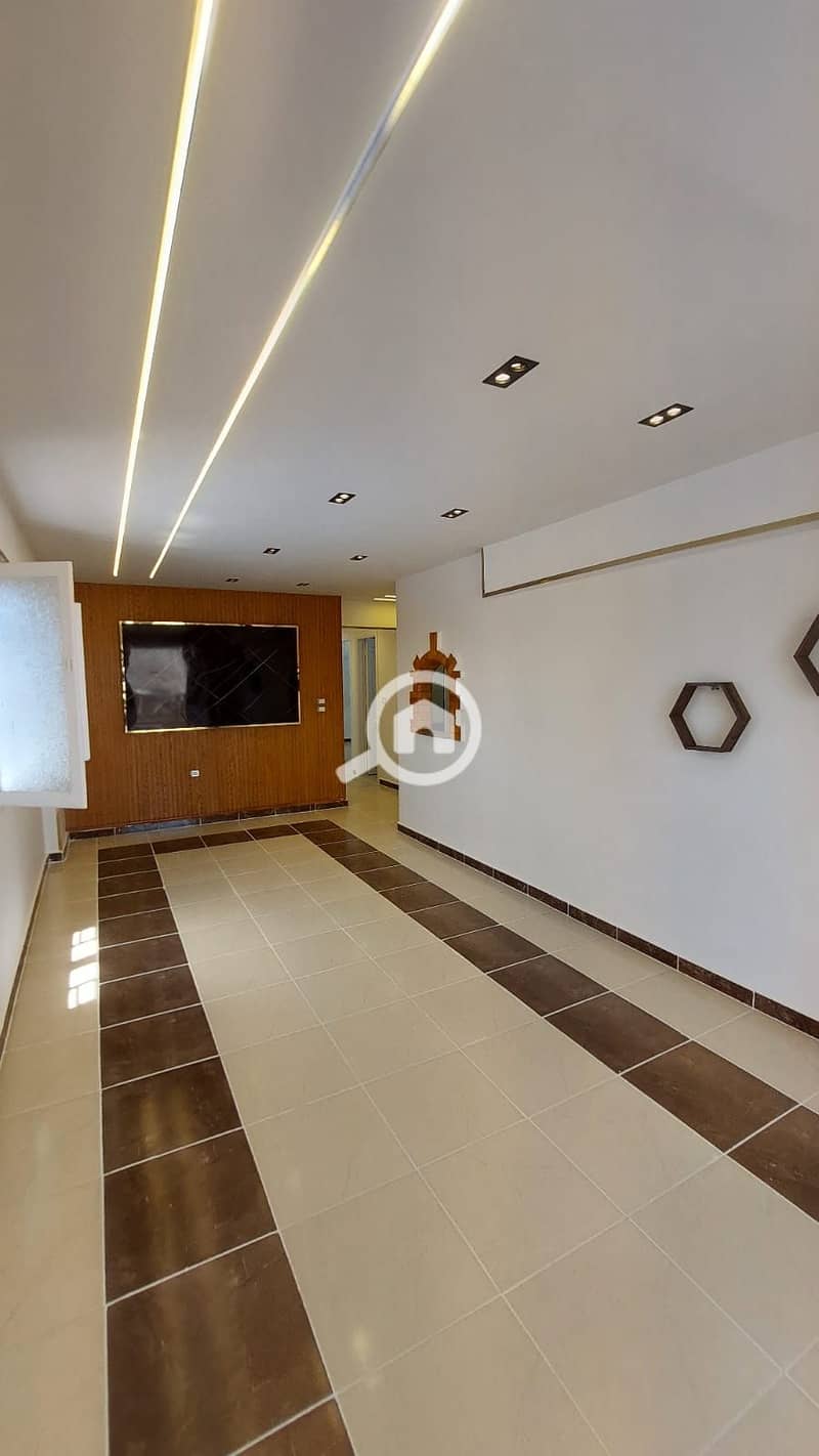 Apartment (3 bedrooms) for sale in Alexandria Beach next to the main street, excellent residential location including services. - Vista 4