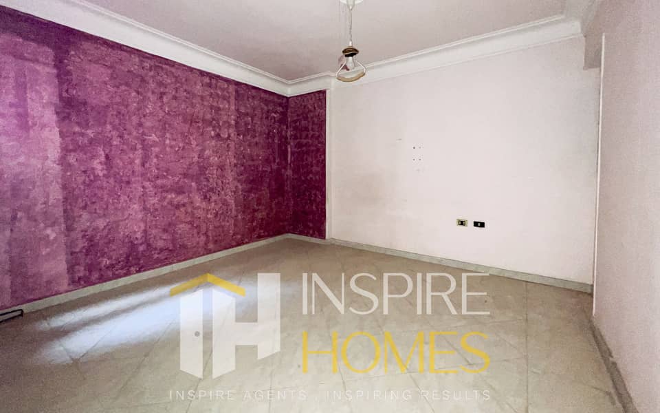 Licensed Apartment for Sale – Open View - Ansicht 6