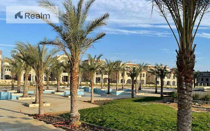 Luxury Townhouse Ready to Move With Longest Installments over Years | Premium Finishing and Prime location on Landscape - Altro