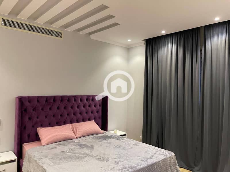 For rent: ultra-modern studio in Village Gate, Palm Hills, New Cairo, Fifth Settlement, next to the American University. - Mehr