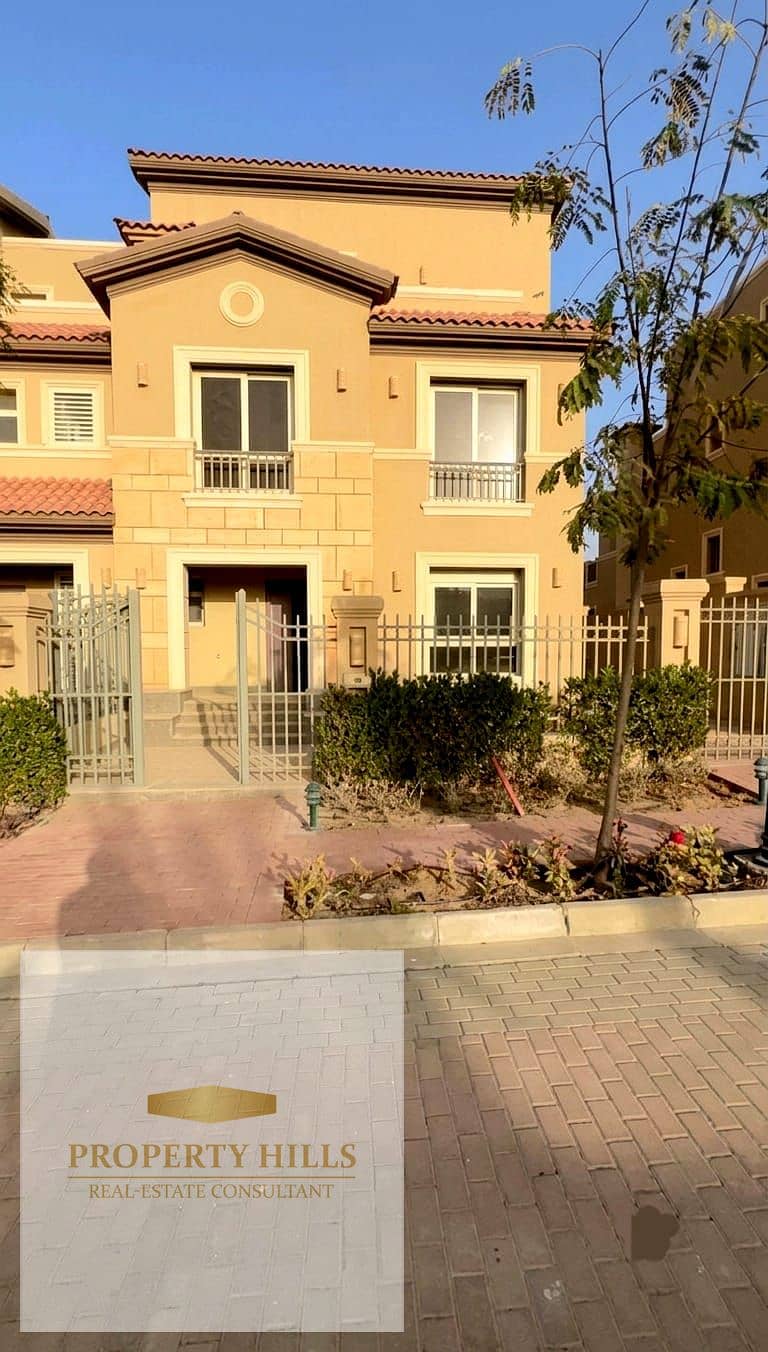 A bargain villa at an old price, ready for immediate delivery, fully finished and ready to move in, located in New Cairo, next to Hyde Park, Mivida, 90th Street, and AUC. - Ansicht 2