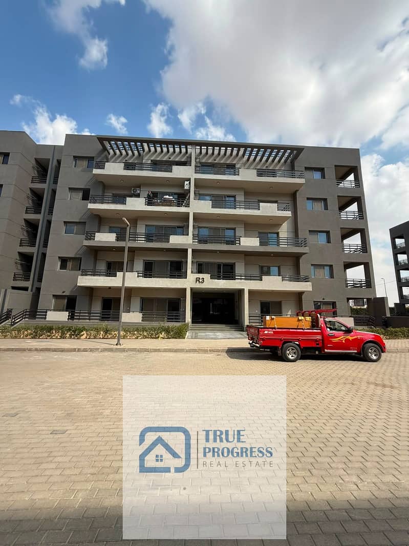 For sale - an apartment of 154m inside the Stodah compound, a unique opportunity for living or investment within an upscale compound. - Widok 3