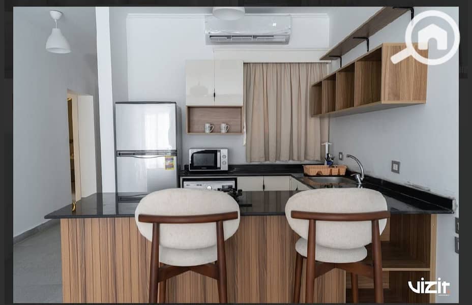 Take advantage of July rental rates before the price hike. A ground-floor chalet with a garden is currently available for rent in Hacienda Bay, North – pohled 3