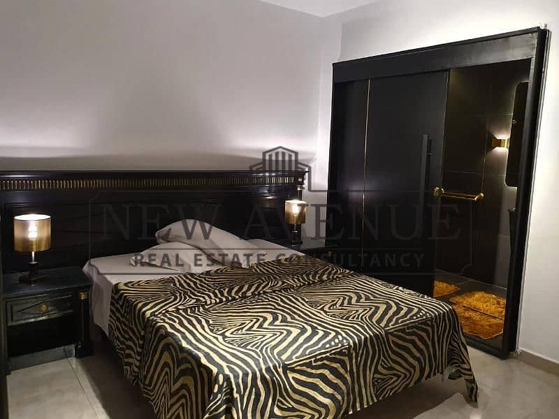 Luxury furnished apartment for rent with premium finishes with modern interior design overlooking landscape & main street – pohled 4