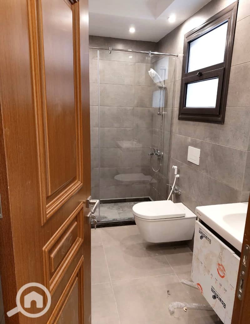 A move-in ready, two-bedroom apartment in Sheraton, located on Nasr Road next to City Centre Almaza and just minutes from Heliopolis and Cairo Airport - Ansicht 6