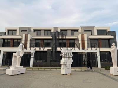 4 Bedroom Townhouse for Sale in New Cairo, Cairo - WhatsApp Image 2026-06-30 at 12.28. 03 PM (2). jpg 4 Bedroom Townhouse for Sale in New Cairo, Cairo - WhatsApp Image 2026-06-30 at 12.28. 03 PM (2). jpg