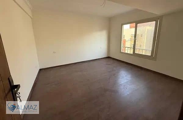 Unfurnished 255 sqm penthouse for rent with air conditioning in Promenade Compound, Fifth Settlement, near main roads and the American University - Ansicht 2