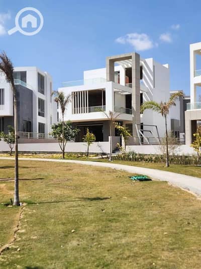 4 Bedroom Villa for Sale in 6th of October, Giza - 343236472_928671015015670_7667757013234691849_n. jpg 4 Bedroom Villa for Sale in 6th of October, Giza - 343236472_928671015015670_7667757013234691849_n. jpg