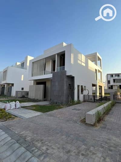 4 Bedroom Villa for Sale in 6th of October, Giza - 432492984_3729143770699173_7857482472621501622_n. jpg 4 Bedroom Villa for Sale in 6th of October, Giza - 432492984_3729143770699173_7857482472621501622_n. jpg