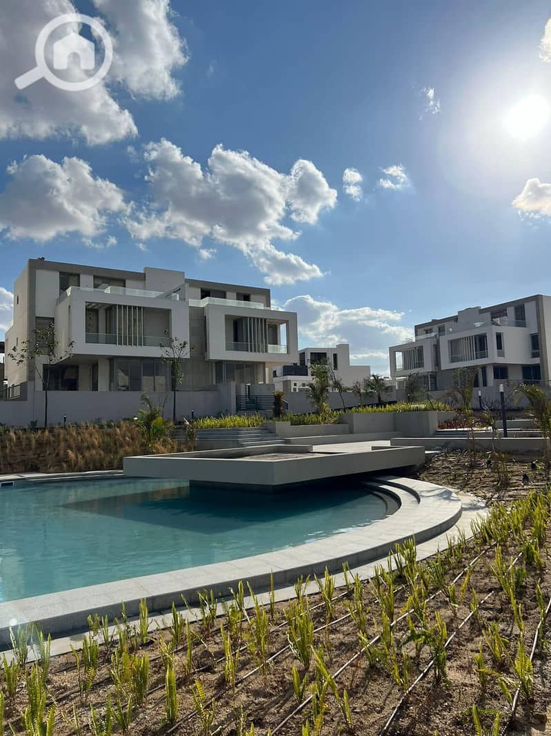 Villa in Joulz Compound | 4 Bedrooms + Nanny's Room + Driver's Room - Więcej
