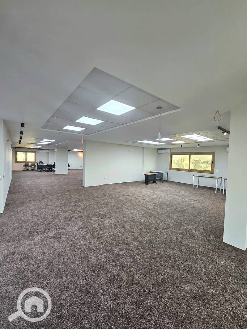 Outstanding 400m administrative headquarters with modern ultra finishing for rent in the strongest location in Maadi, next to all transportation. - Widok 2