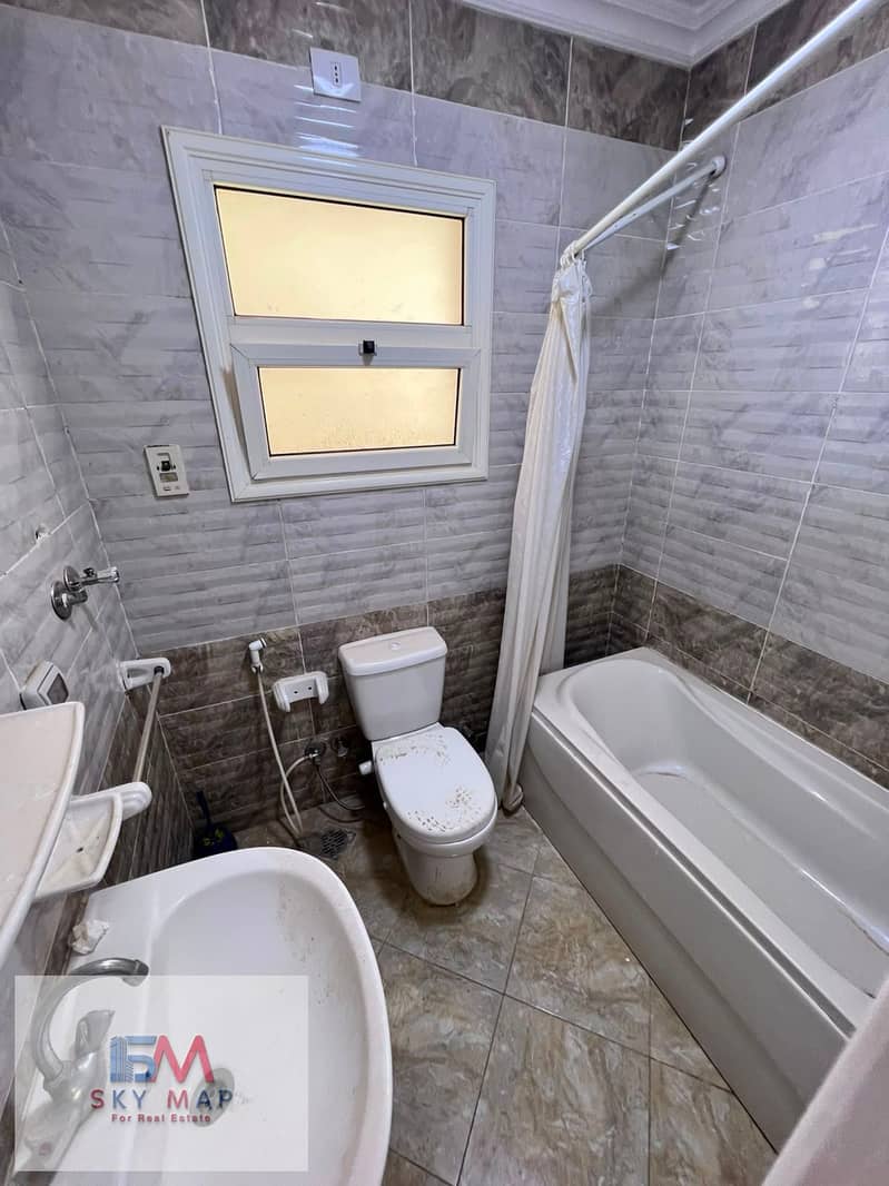 Pay 4,600,000 and take possession of a 116-square-meter apartment in Madinaty’s newest phase, B12 . It is a prime fourth-floor unit with a garden - Widok 4