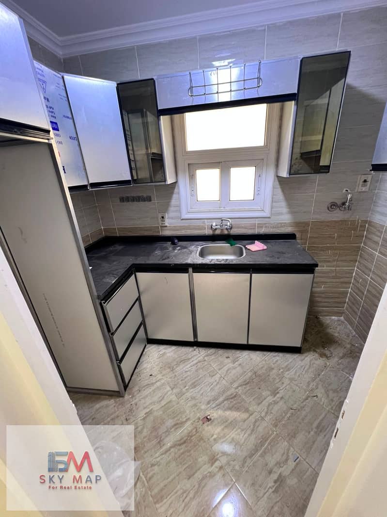 Pay 4,600,000 and take possession of a 116-square-meter apartment in Madinaty’s newest phase, B12 . It is a prime fourth-floor unit with a garden - Widok 5