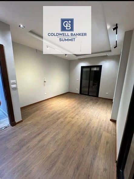 Apartment for sale in compound in the Fifth Settlement Regent's Square equal installments over 8 years – pohled 5