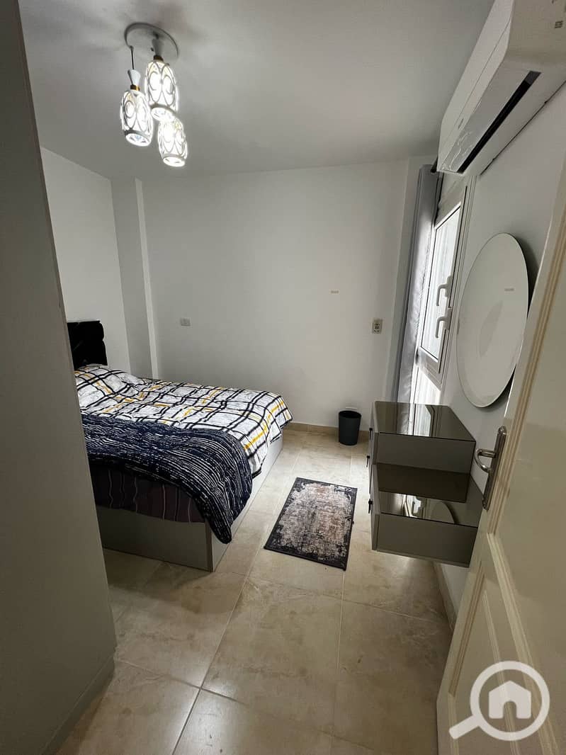 With furnishings, appliances, and meters, and an immediate return on investment. For sale, a 58m Corner Studio in B12 Madinaty next to the Craft Zone, with facilitations until 2031. - Widok 3