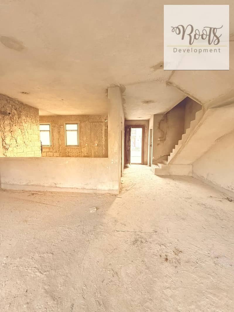 For Sale Prime Townhouse with Garden ,Ready to MOve ,in Prime Location ,Landscape View ,in VYE SODIC New Zayed - Widok 3