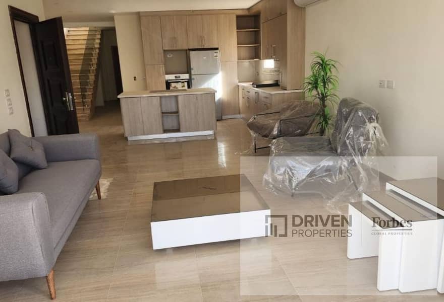 Modern Furnished Penthouse with Luxury Finishing for Sale in Mountain View Chillout Park 6th of October Northern Expansion - Bild 3