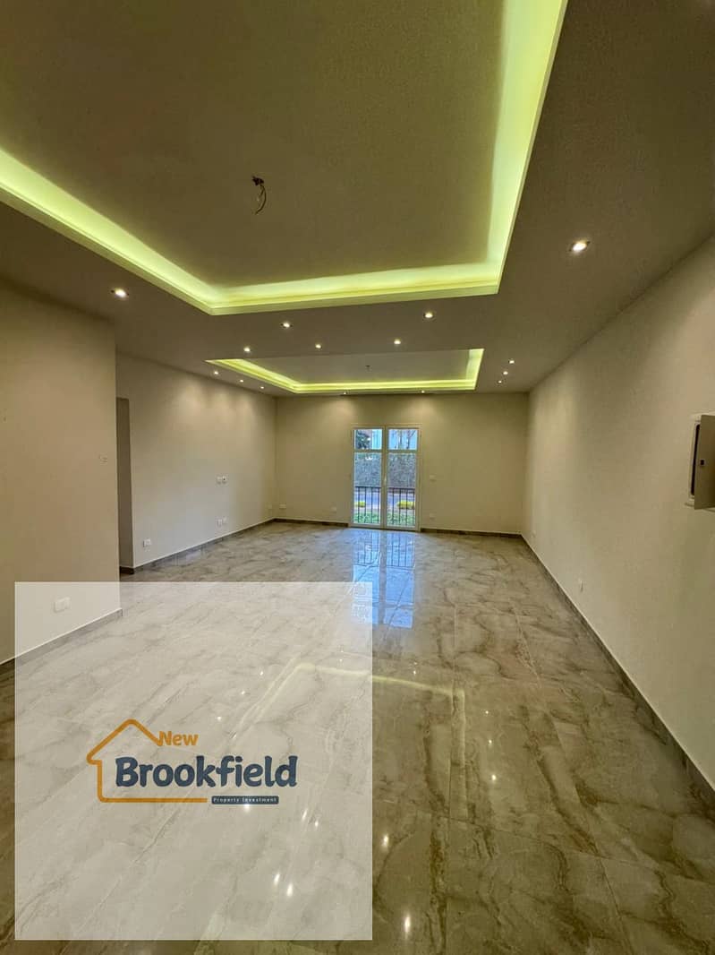 **Ultra Super Lux Ground Floor Apartment for Rent in Hyde Park New Cairo | Kitchen & ACs Included | Prime Location** - Widok 2