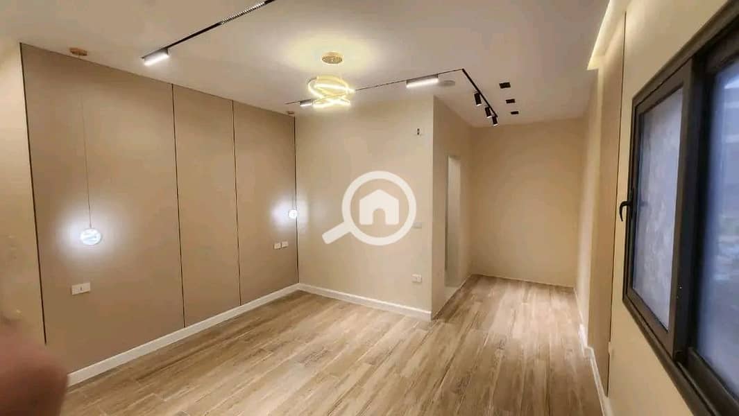 Apartment for sale in Talla Compound on Jamal Abdel Nasser Axis close to Mall of Arabia and Dahshur Link - Widok 3