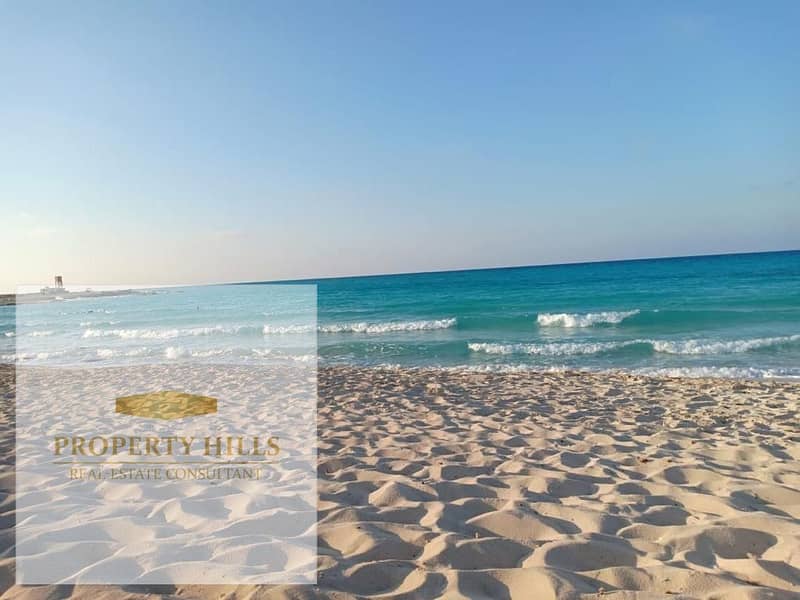 I'm selling a stunning villa, ready for immediate occupancy, fully finished with air conditioning and a kitchen, with a full sea view. - Więcej